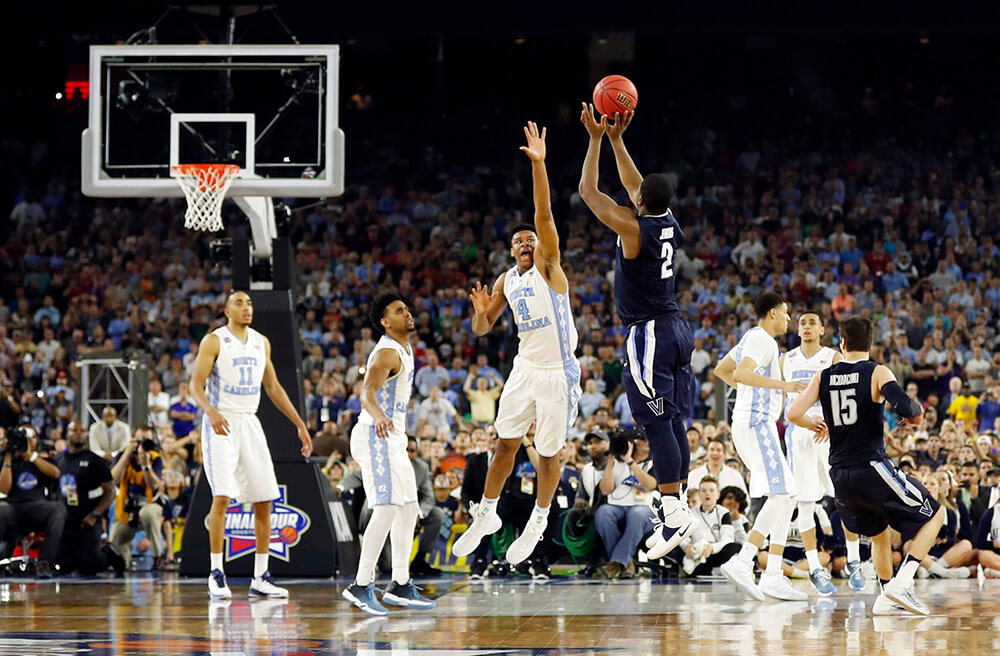 How long is a basketball game in college