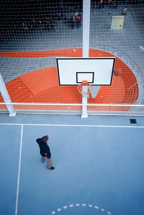 How to set a screen in basketball video