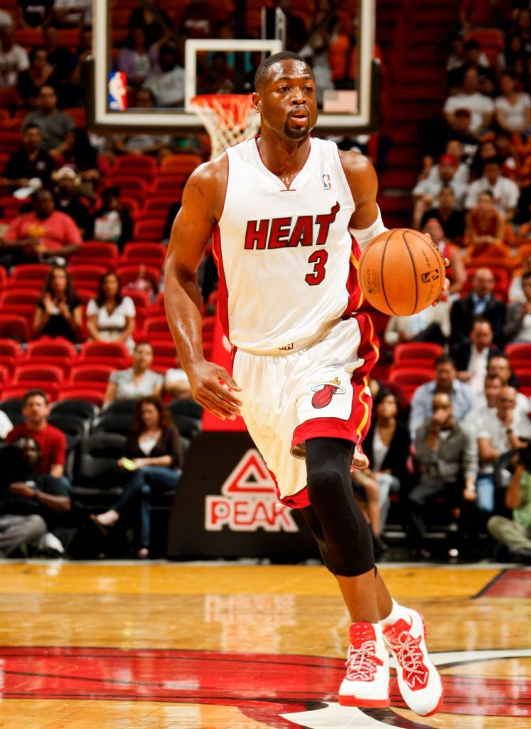 How to shoot a basketball dwyane wade