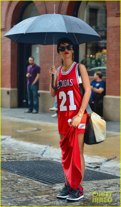 How to wear a basketball jersey fashionably men